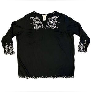 Venezia Embroidery V-neck blouse 2XL